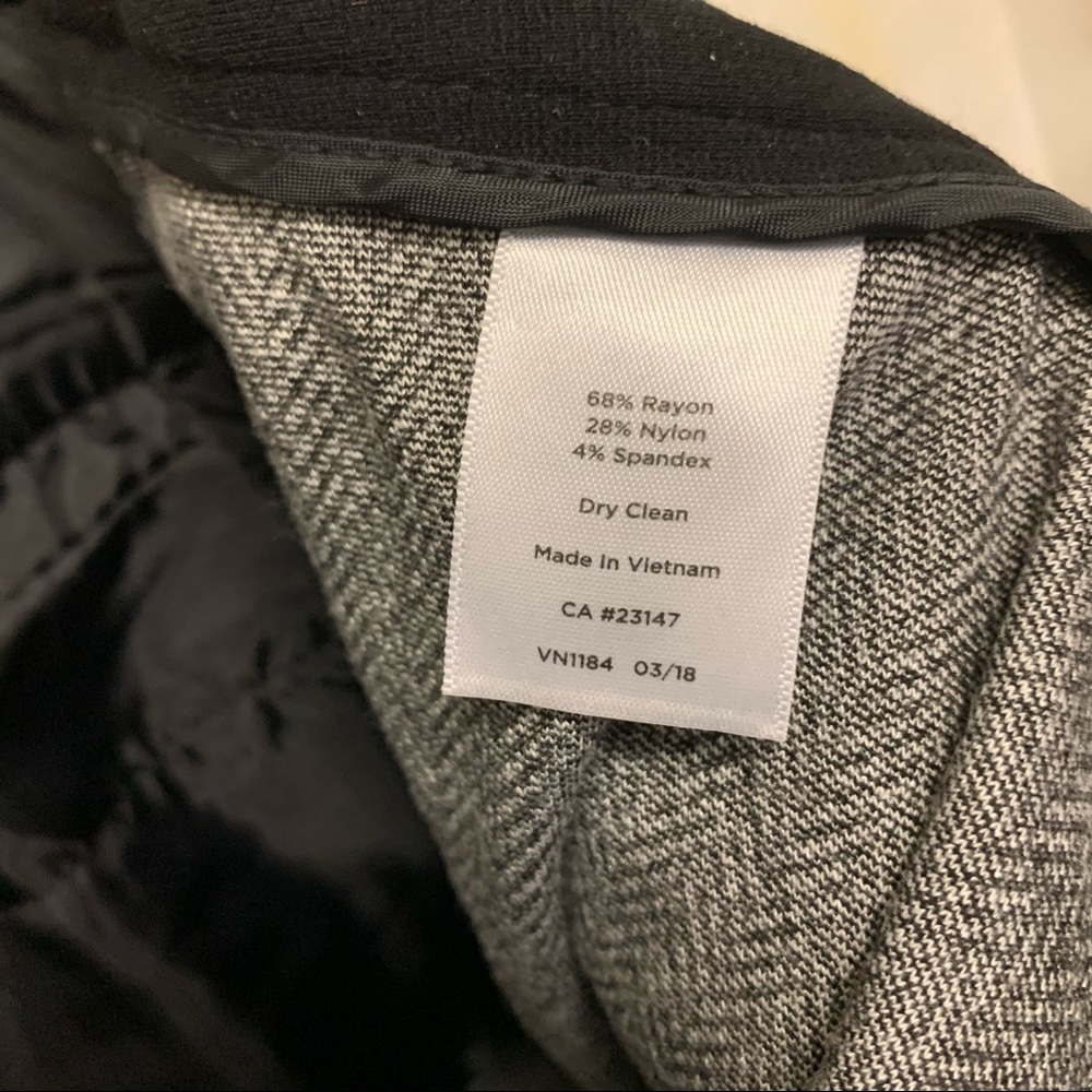 Talbots Fabric Knit in Italy / size 2 - Picture 5 of 8